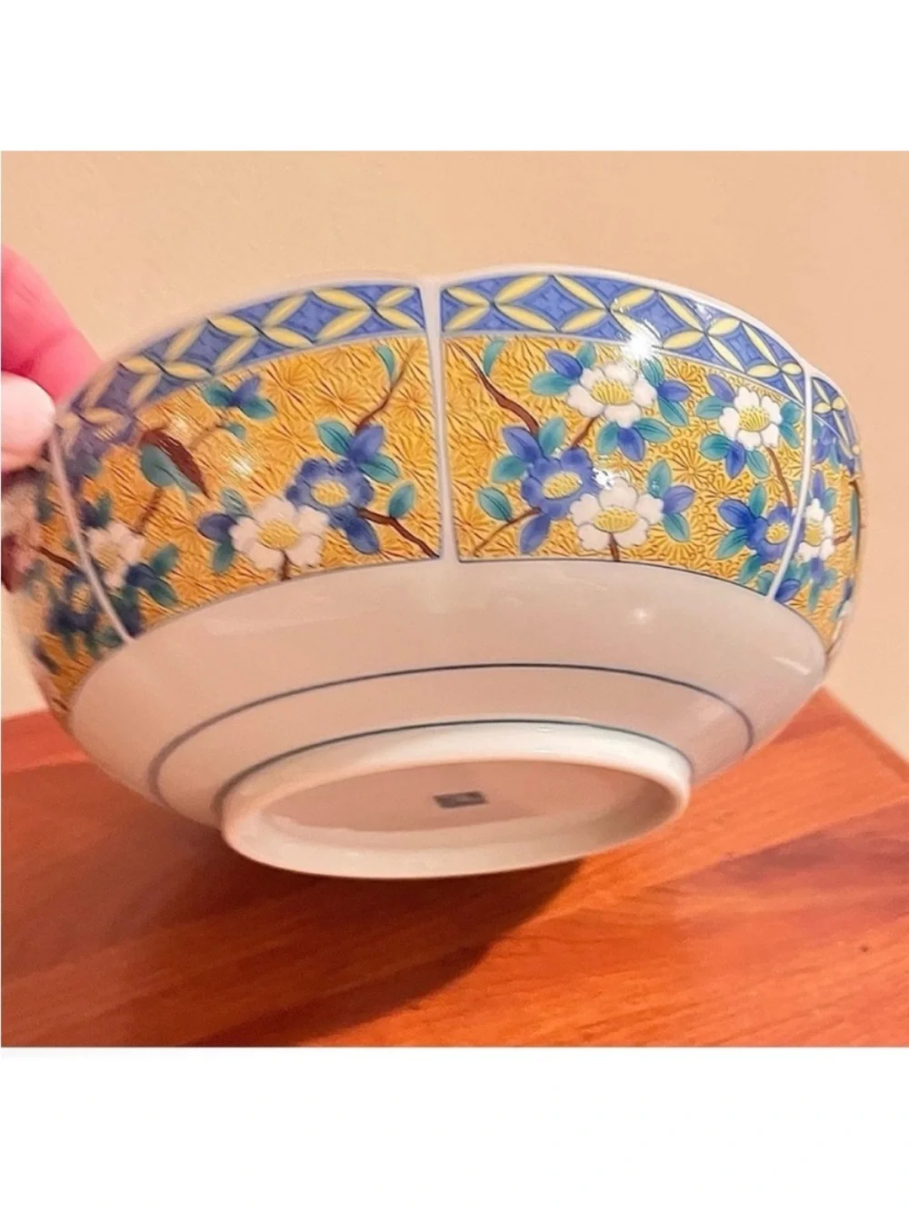 NWOT- Retro Bowl - Scalloped Porcelain Floral Bowl